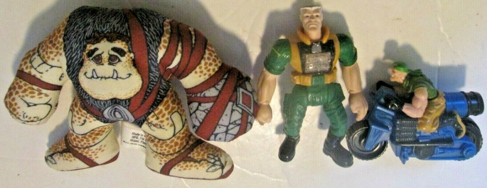 Vintage 1998 Burger King Small Soldiers 3 Toys With Plush Slamfist Toy